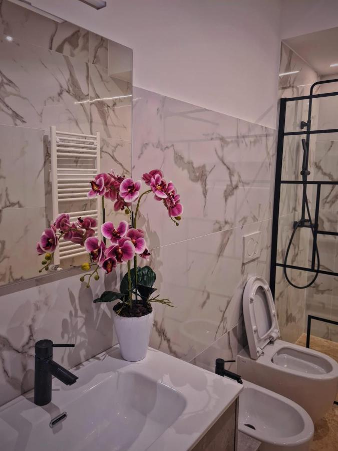 Luxury Cecilia Via Antonio Del Re 9 Tivoli Exterior foto