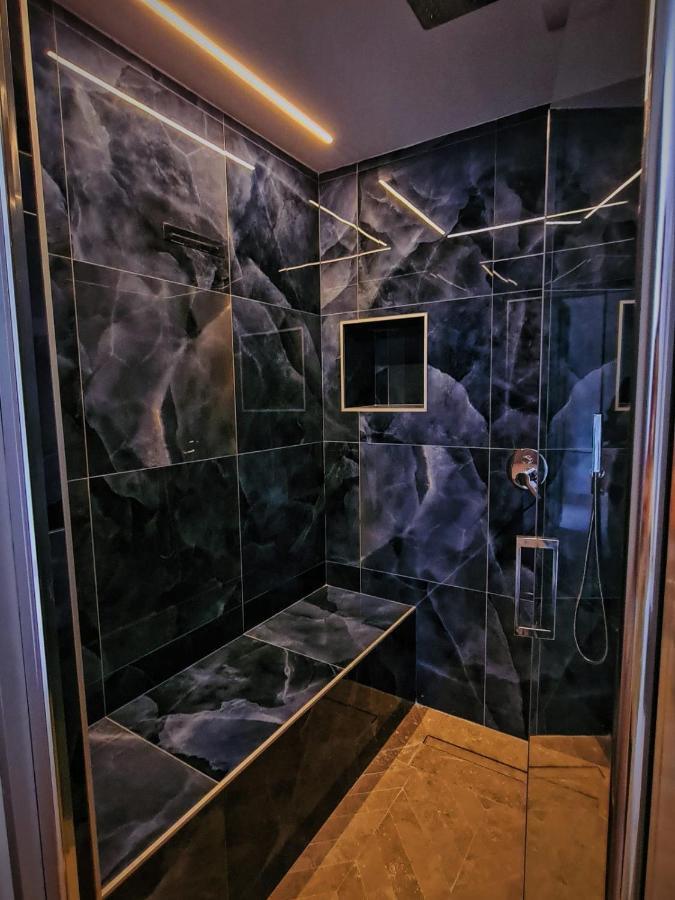 Luxury Cecilia Via Antonio Del Re 9 Tivoli Exterior foto